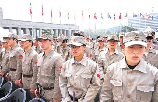 韩国举行光复军建军70周年纪念仪式