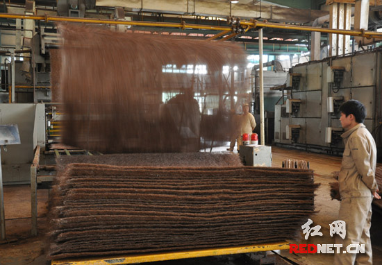 超半新居甲醛超标因床垫 新标准出台为棕床垫