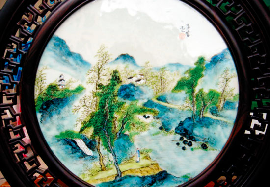 民国瓷板画成收藏新宠