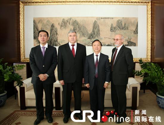 白俄罗斯国家广电公司副总裁和外事局局长访问