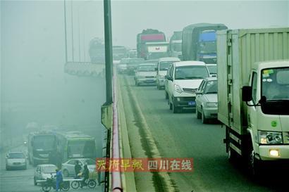 7�����ٹر�18����׷β