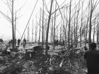 ������ӻ��ڳ��ڰ��ಿ���´�ͣ��֪ͨ������ը