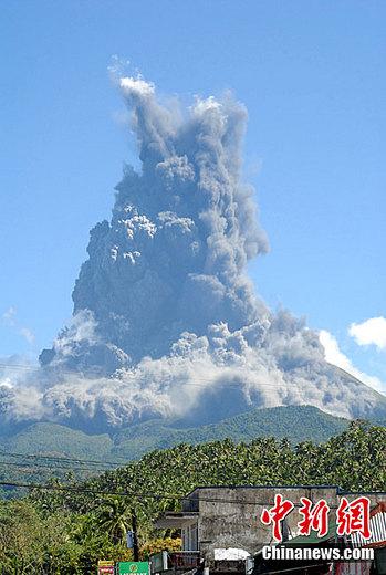 �Ʋ�¬ɣ��ɽ���������������3ǧ�׸߻�ɽ��