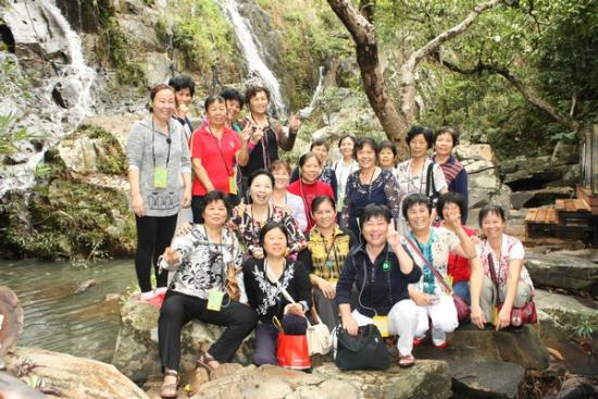 ѽŵ�ﾰ����60�꺣��Ů�Ը�Ů�ڿ������԰