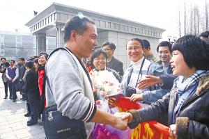 ��лл���ǣ����ǻؼ��ˣ���