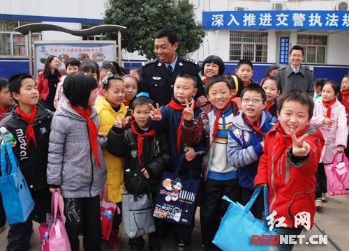 ���Ľ���ϸ��پ��쾯Ӫ���������ֳ����ڰ�ȫ��ʶ