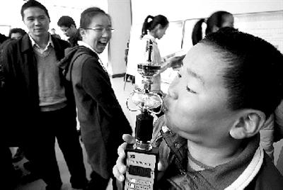 �Ҵ�����