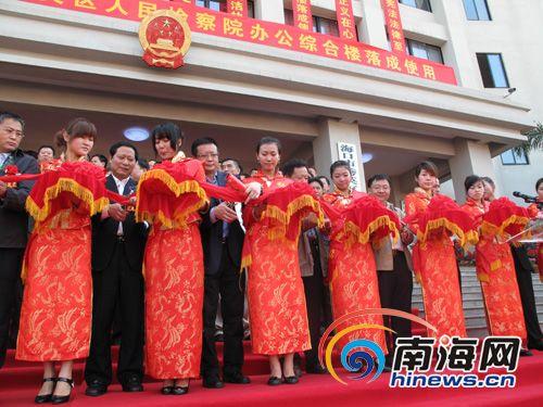 ������Ӣ���Ժ��¥���