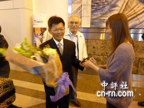 �����ˣ��Ϻ�ũ�ᶼ��̨�巿�Ӻ�����Ͷ��