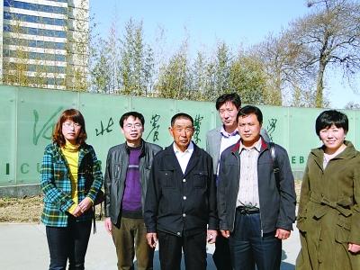 �ӱ�ũ���ҵ����������ͬѧ��ĸ��ֻΪһ��Լ��