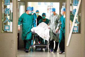 100%���ˡ���ǿ�ܡ��״�������������700��