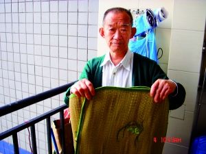 “史上最臭枕席”到底有好臭?_新闻中心_新浪网