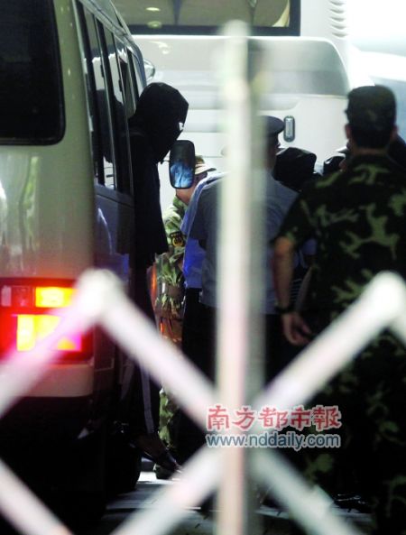 ͥ����һ����������ϰ�ï�����ϴ��ָ�����