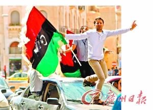 逮捕令时机不恰当 卡扎菲或负隅顽抗