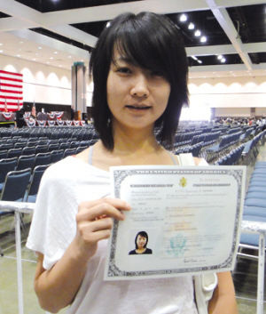 八千新移民宣誓入美国籍 华裔入籍人数列第三