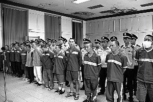 瓦斯检测员之死揭开系列矿难真相