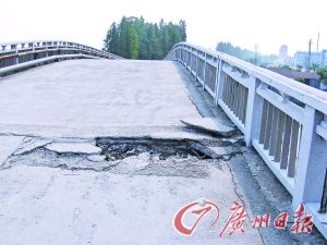 2000��������족115�������ز���