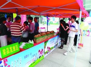 人均垃圾日产量_垃圾分类手抄报