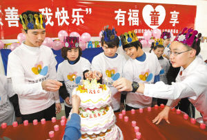 ����Сƽ�Ϸ�̸������ʵ¼���������ڱ�������