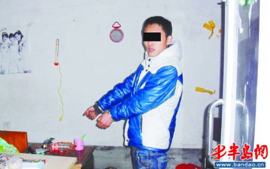 ����͵����Ħ�е���Կ�׵��ֳ��񾯲���ץ��