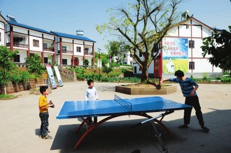 Ë«³Ç¡°ÈÈÁµ¡±¹ã°²Ã¿Äê40Íò¶ÖÊß²ËÂôÖØÇì