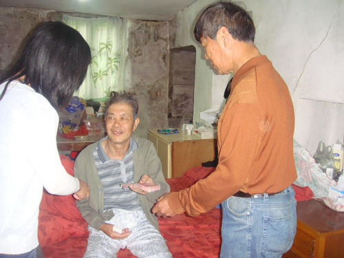 �㽭��ͷ��������������������ƶ����ͥ