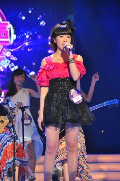 陈玲玲洒泪山东卫视 天籁之声广州赛区海选落