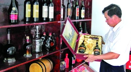 熬了12年渝产红酒何时飘红？