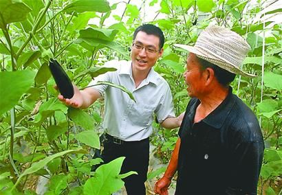 3年要把杜庄变成科技示范村