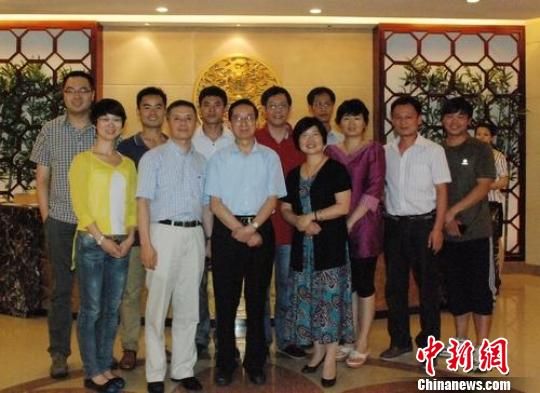 湖南师大8名外派教师赴东南亚任教