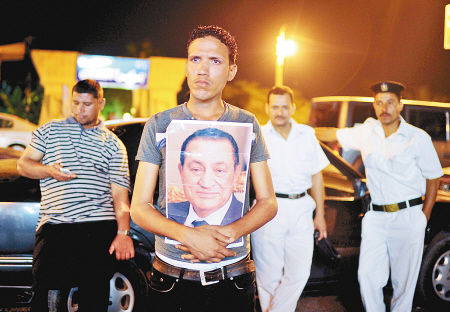 多方否认穆巴拉克临床死亡