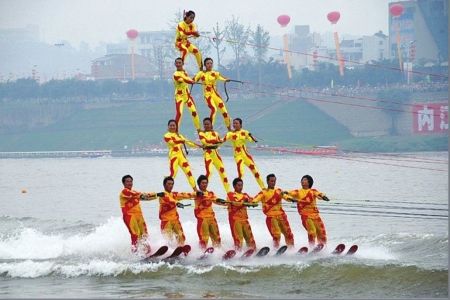 �������ڽ��Ի��и���