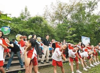 郝龙斌:台北中小学生蛀牙近视率列入校长考评
