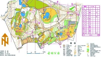 南京古林公园内50个家庭公园里玩定向越野
