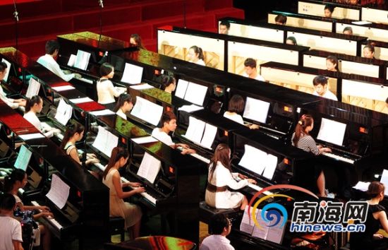 ���ھ��а�̨�������ֻ���ףʮ�˴�ʤ����Ļ