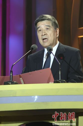 莫言、德德玛、陈鑫伊等获“2012中华文化人物”