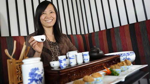 澳洲阿德莱德华人开茶馆 讲授传统中国茶道