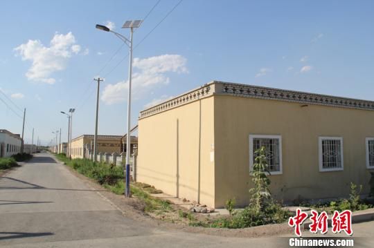 湖南郴州援疆助新疆农牧民自愿原址重建抗震安