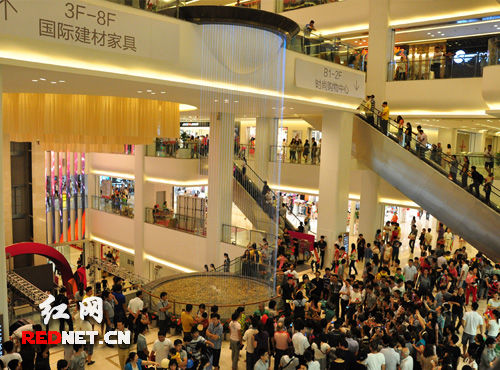 章子怡助阵喜盈门范城开业 长沙南城商圈不断崛起