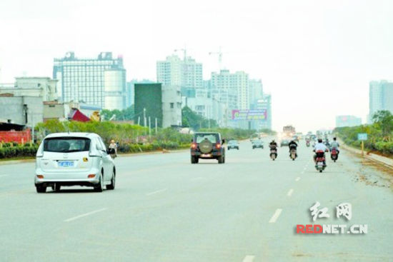 湘潭高新区迅达大道试通车 将成区域间经济走