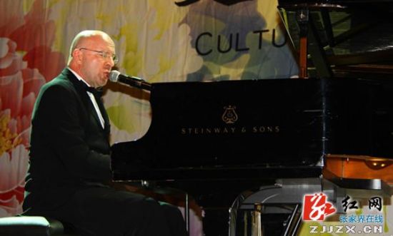 世界著名钢琴家尚·马龙将献艺2013张家界国