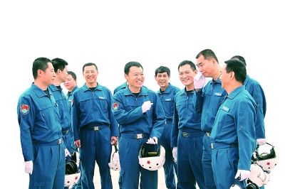 蓝天写下了不起的中国故事