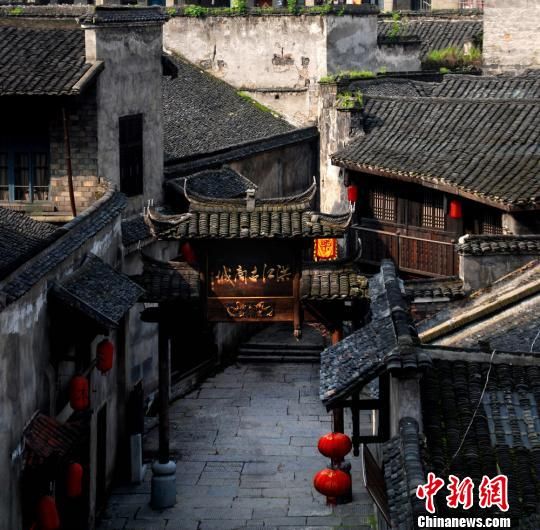 文章配图