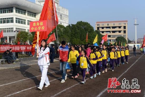 2013年岳阳县新华杯中小学生运动会开幕