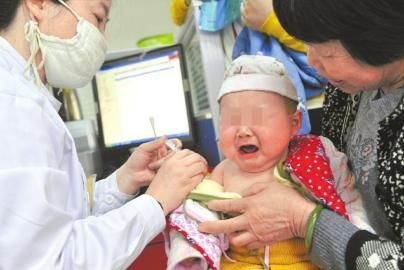 婴儿接种疫苗疑被感染风疹
