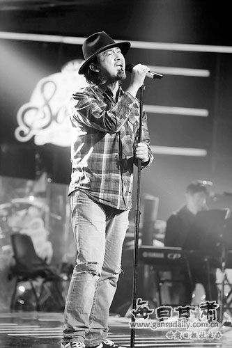 直到宁夏自由音乐人,32岁的李夏以硬摇滚的气