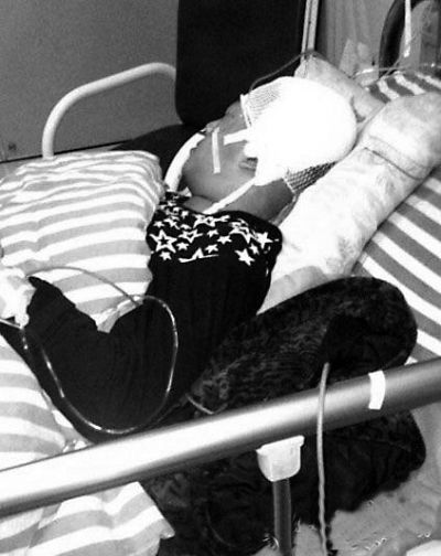 安徽一初中生躲厕所抽烟被老师暴打致颅内出血