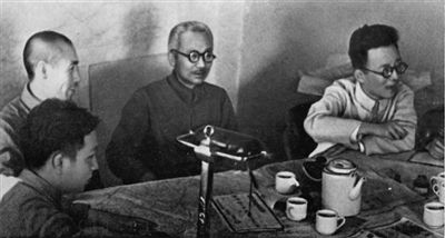 郭德宏 年谱再现王明复杂人生