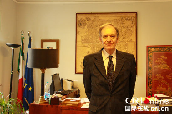 意大利驻华大使白达宁对政府工作报告的全景