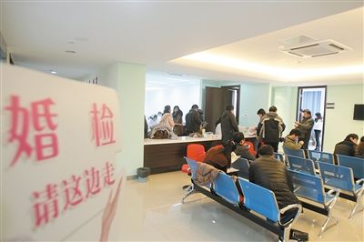 解锁未婚试管生育权：合法化在各省市绽放 (未婚 试管婴儿)